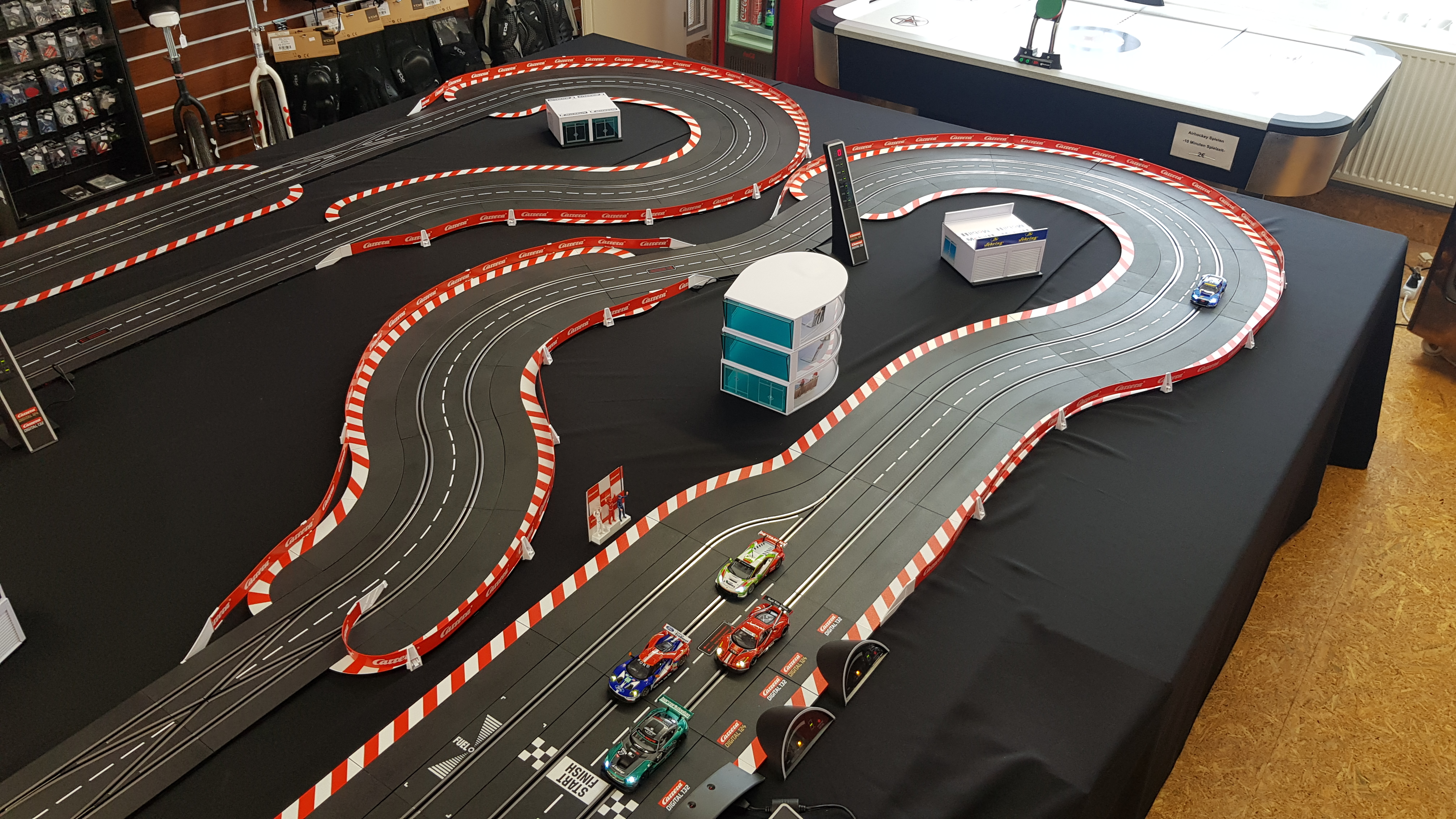 XXL Carrera Bahn mieten für Veranstaltungen! [XTSports]