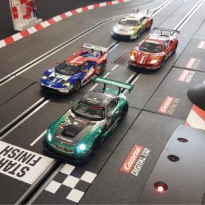 Carrera Rennbahn XXL